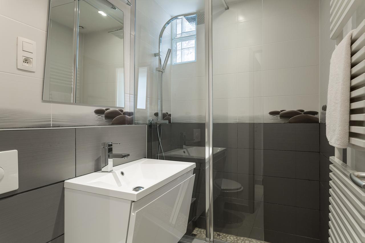 Apartment Maisonnee - A Charming Chamonix Haven Ngoại thất bức ảnh